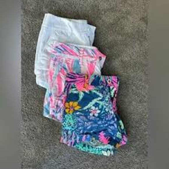 NWOT Lilly Pulitzer Katia shorts in Blue Tropical XS - Picture 2 of 3